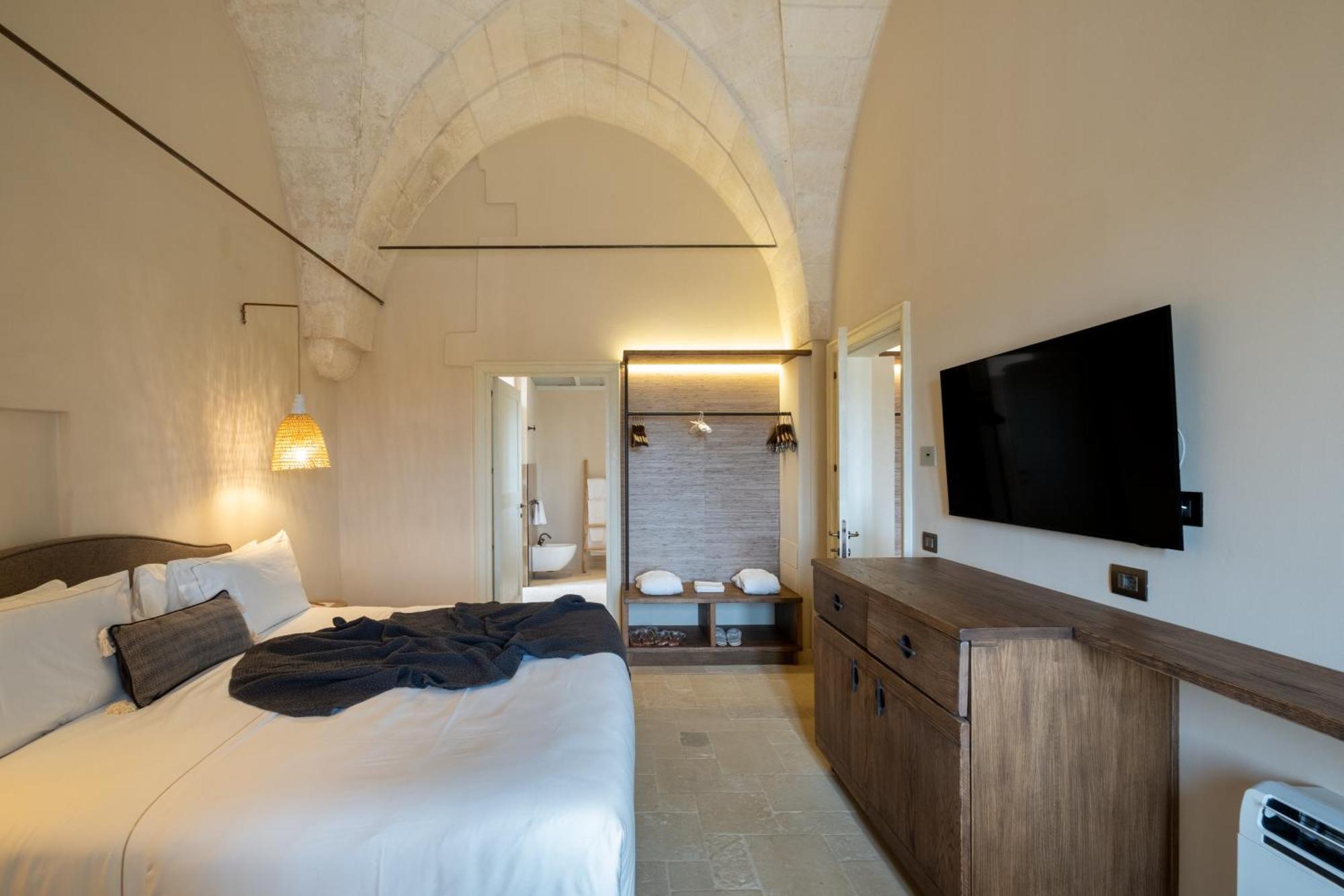 Masseria Donna Menga - The Leading Hotels Of The World Torre Lapillo Exterior foto